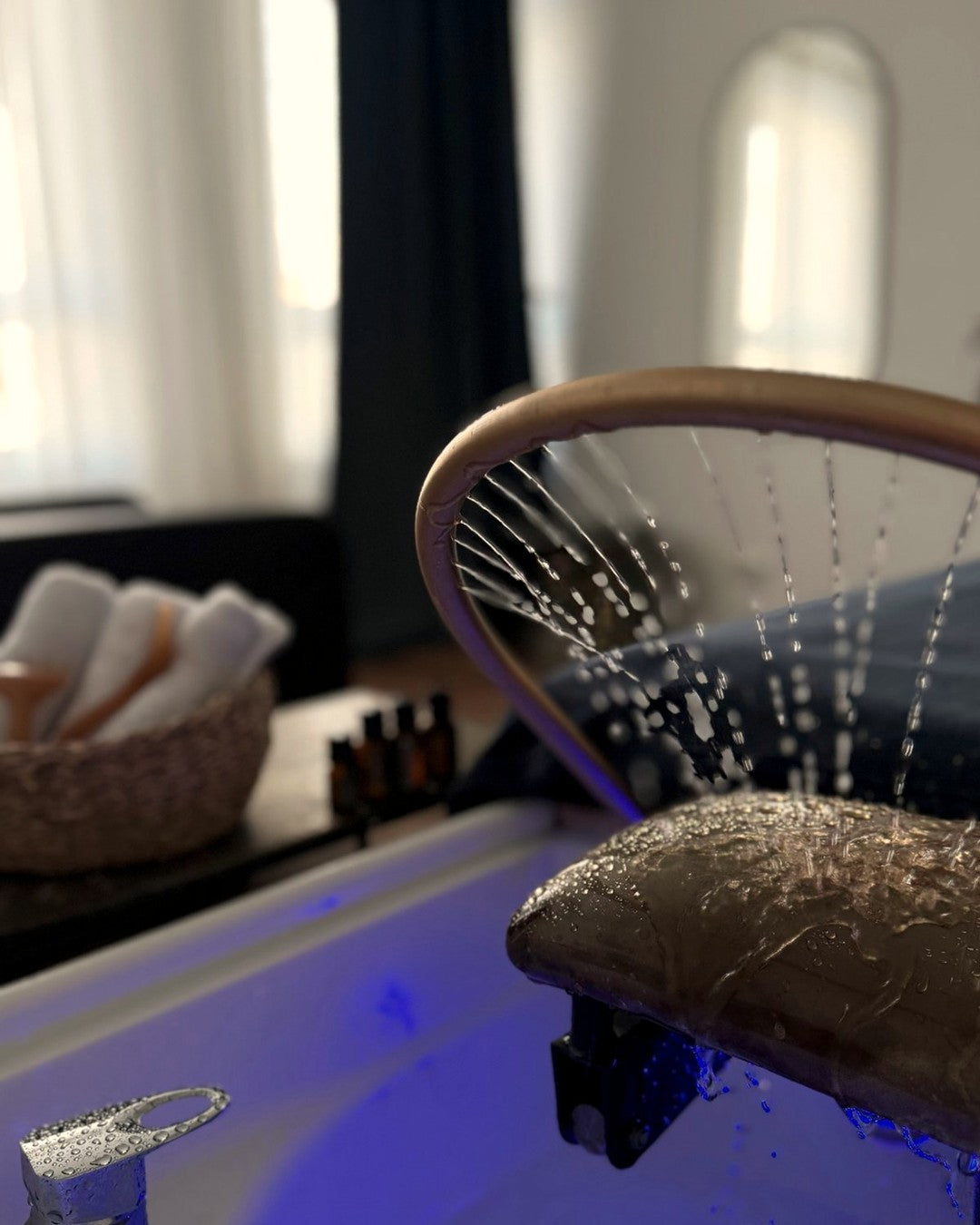 Head Spa – Kopfhautmassage & Haarpflege-Ritual